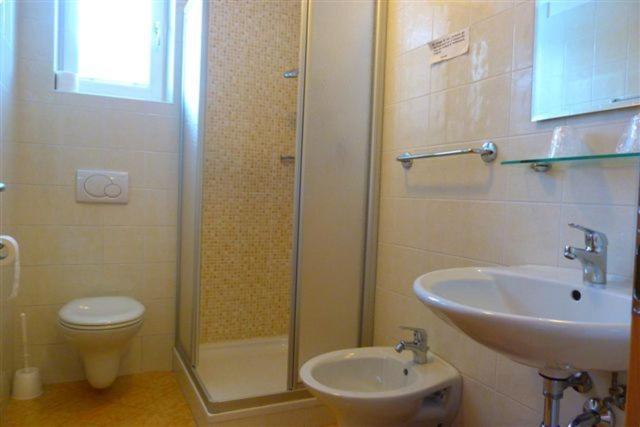Garni Cremona Bed & Breakfast Bressanone Bilik gambar